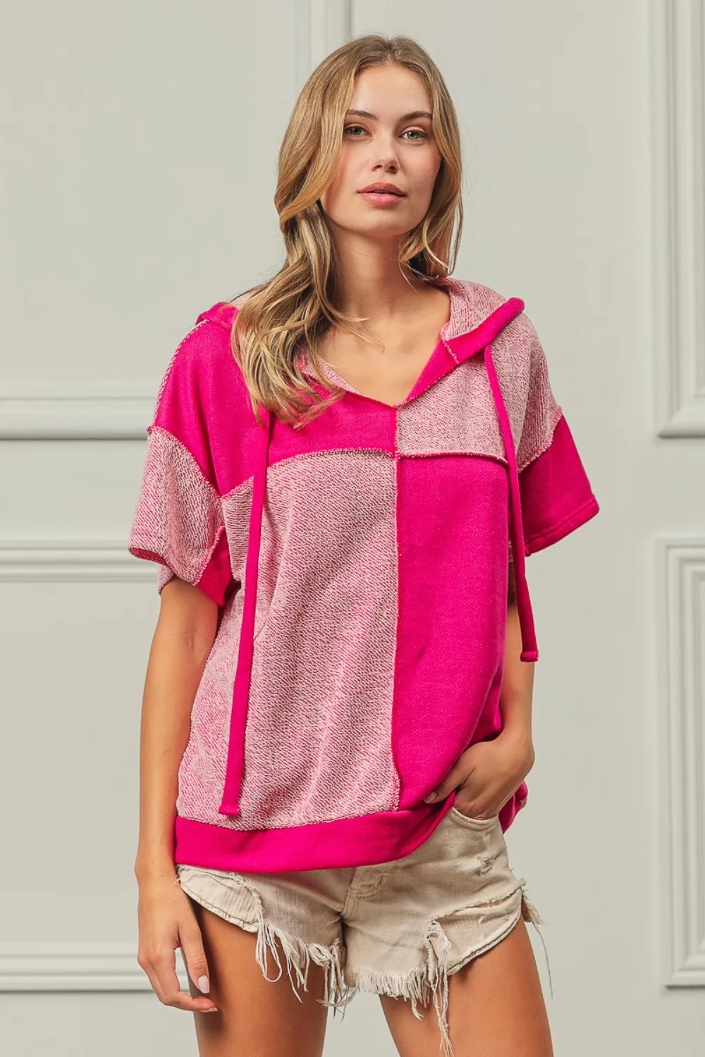 Color Block Exposed Seam Short Sleeve Hooded Top, image 4
