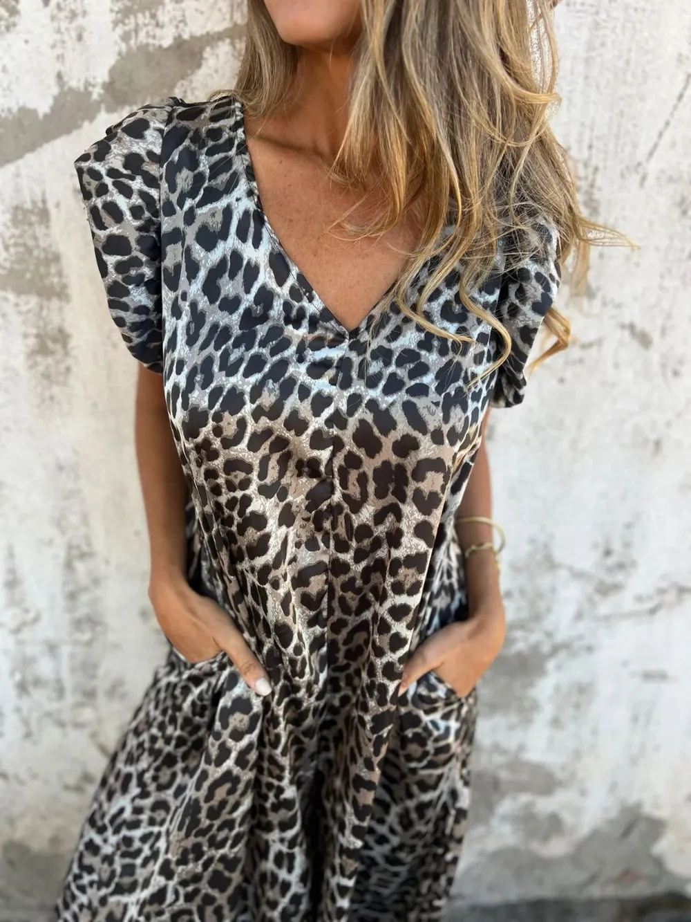 Full Size V-Neck Cap Sleeve Wide Leg Jumpsuit Plus Size, image 22
