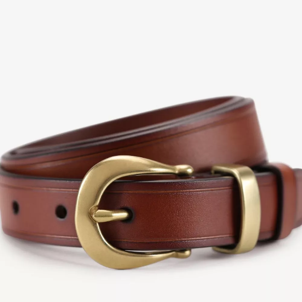 Classic Leather Belt with Golden Buckle, image 4