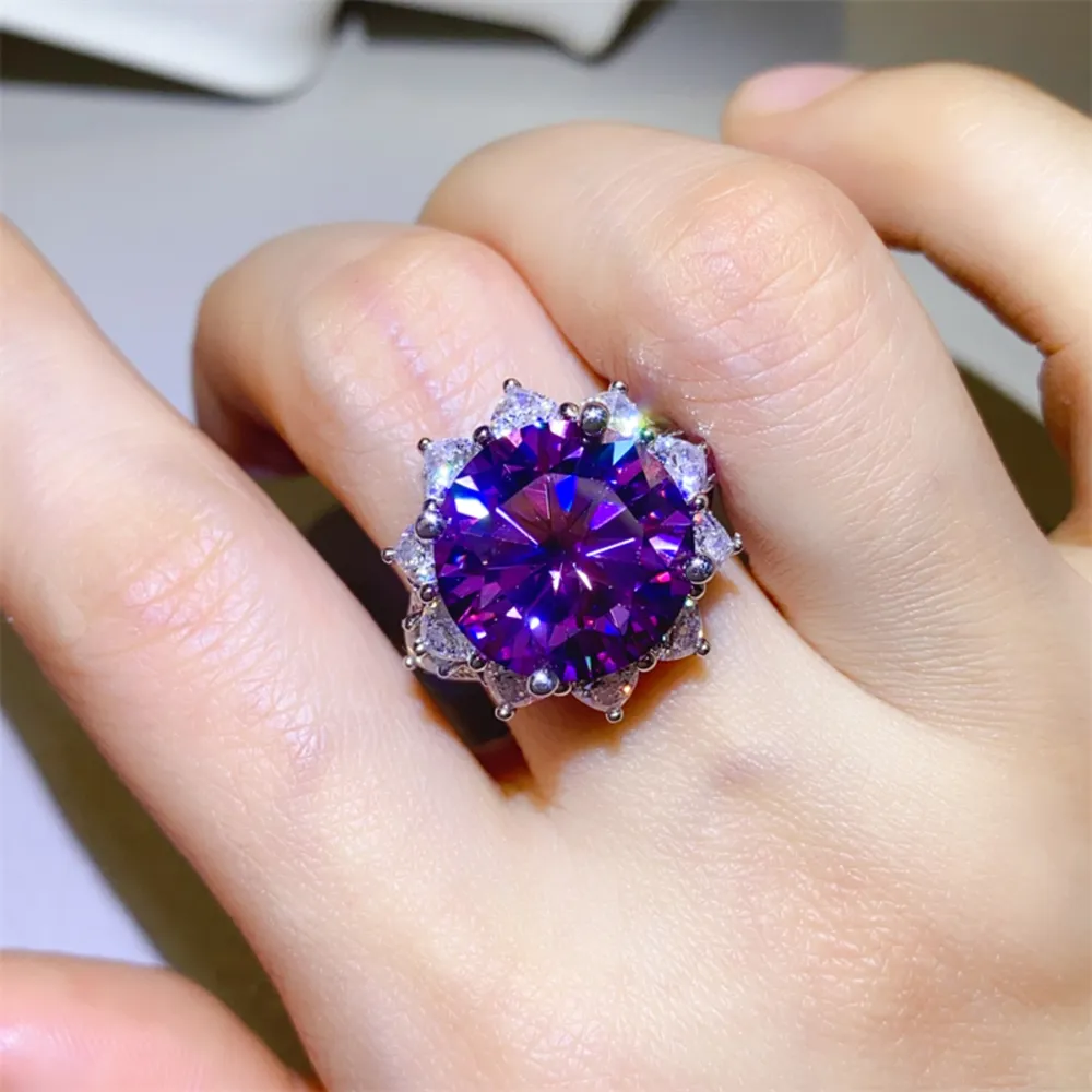 10 Carat Moissanite 925 Sterling Silver Flower Shape Ring, image 5