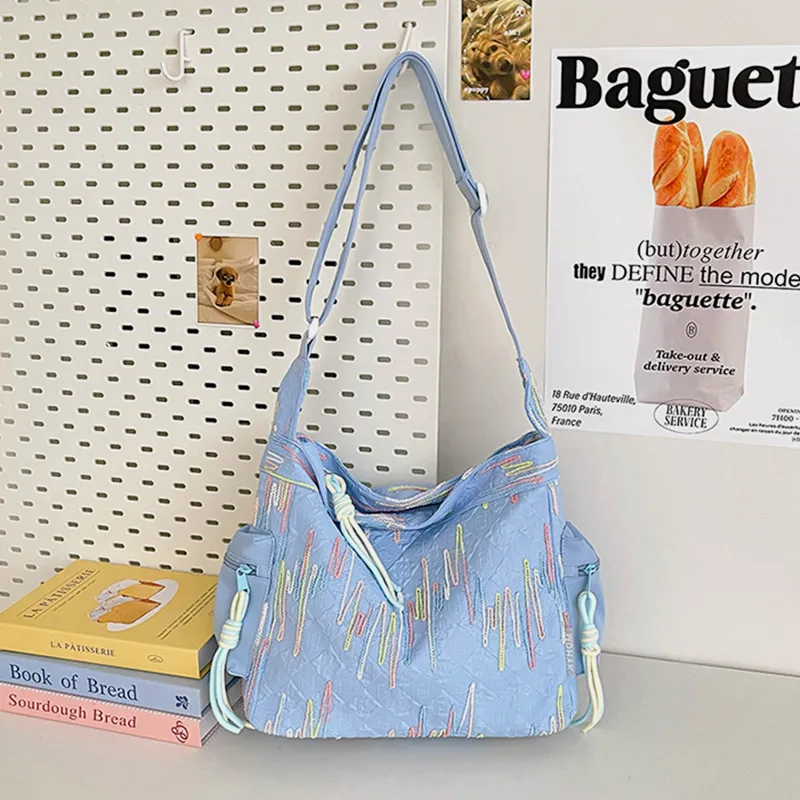 Contrast Texture Shoulder Bag, image 17