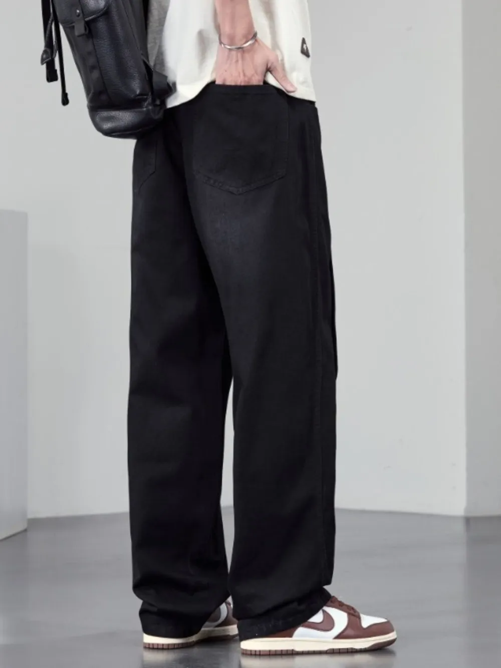 Men's Plus Size Wide Leg Jeans, image 2