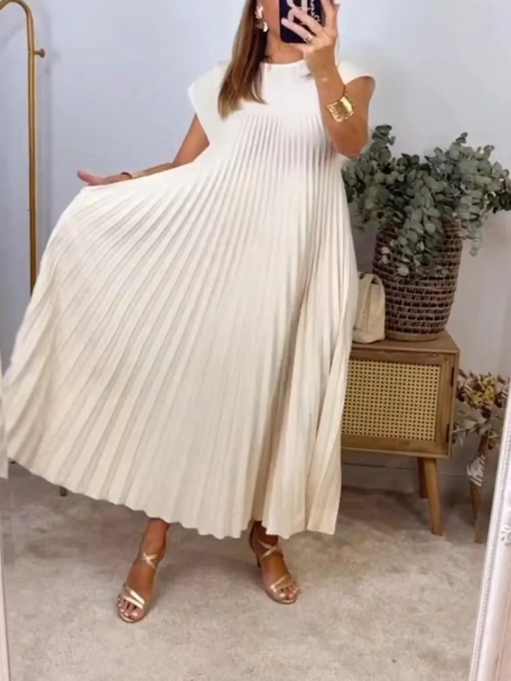 Full Size Pleated Round Neck Maxi Dress Plus Size, image 3