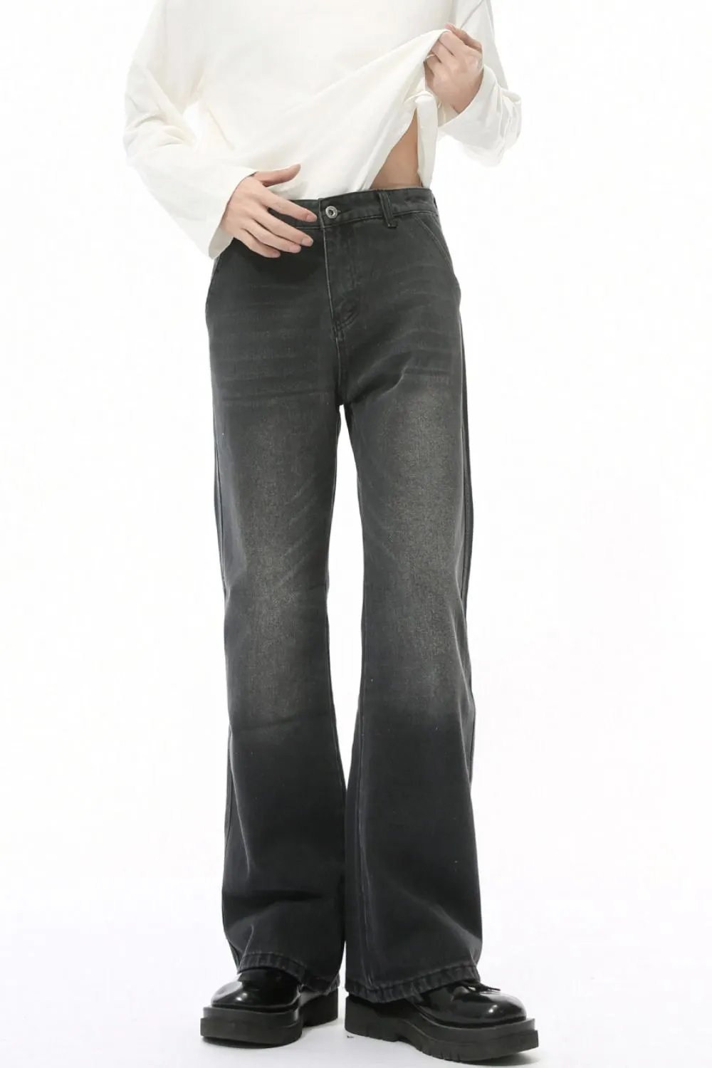 Mid Rise Jeans with Pockets, image 4