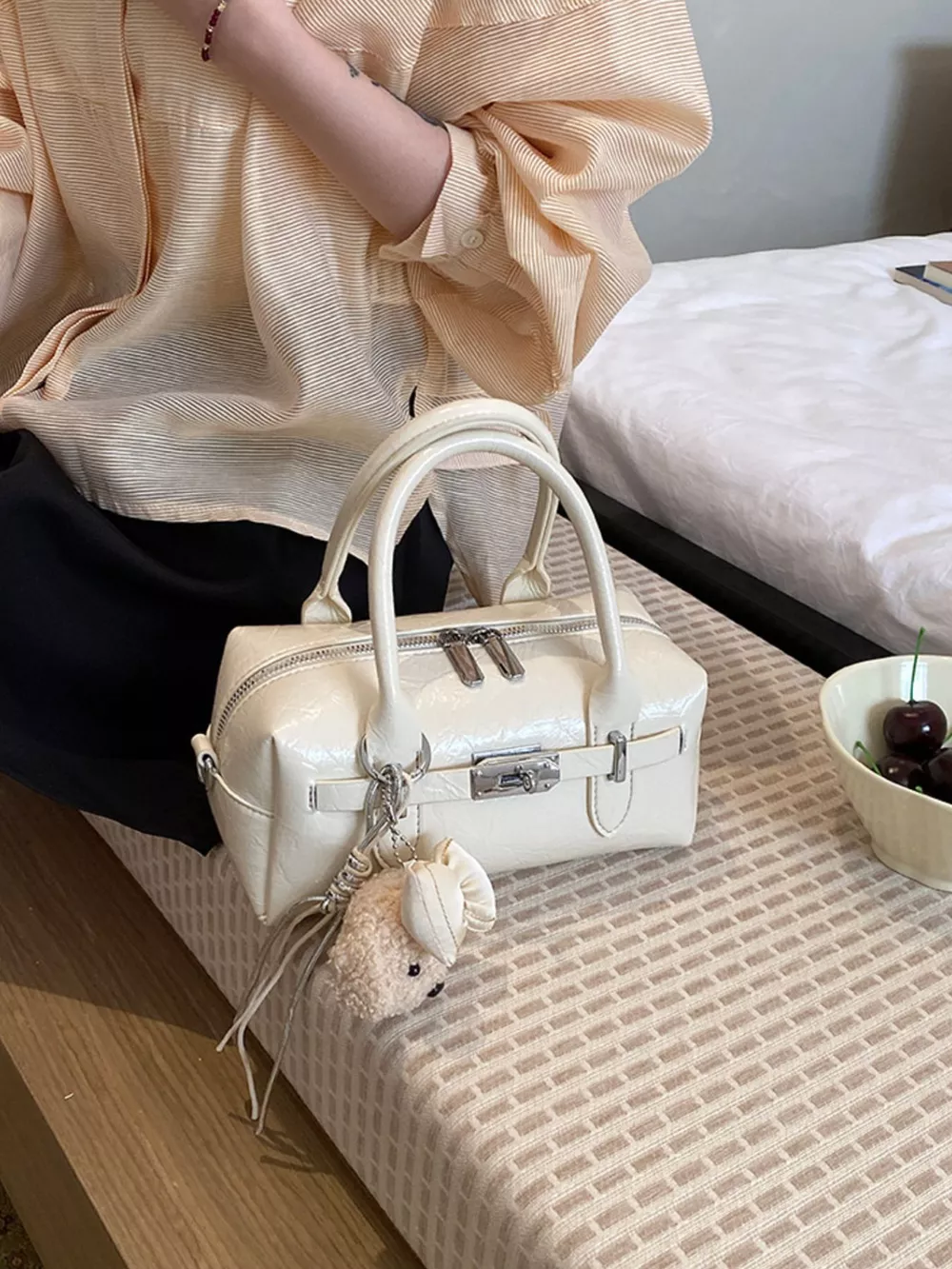 Top-Handle Shoulder Bag, image 3