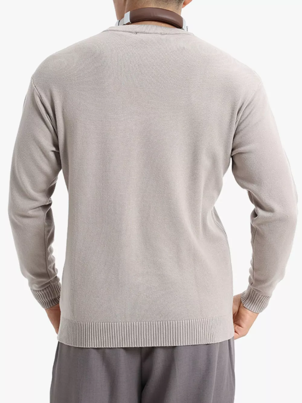Men's Minimalist Crew Neck Sweater with Ribbed Cuffs, image 3