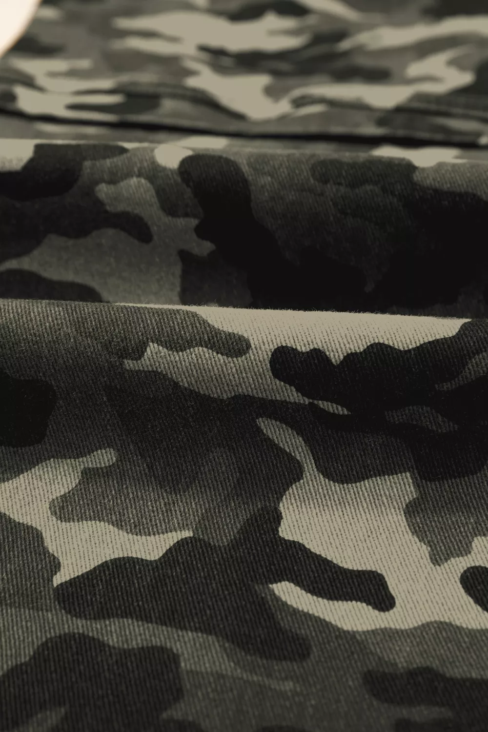 Camouflage Print Multi Pocketed Womens Denim Pants, image 14