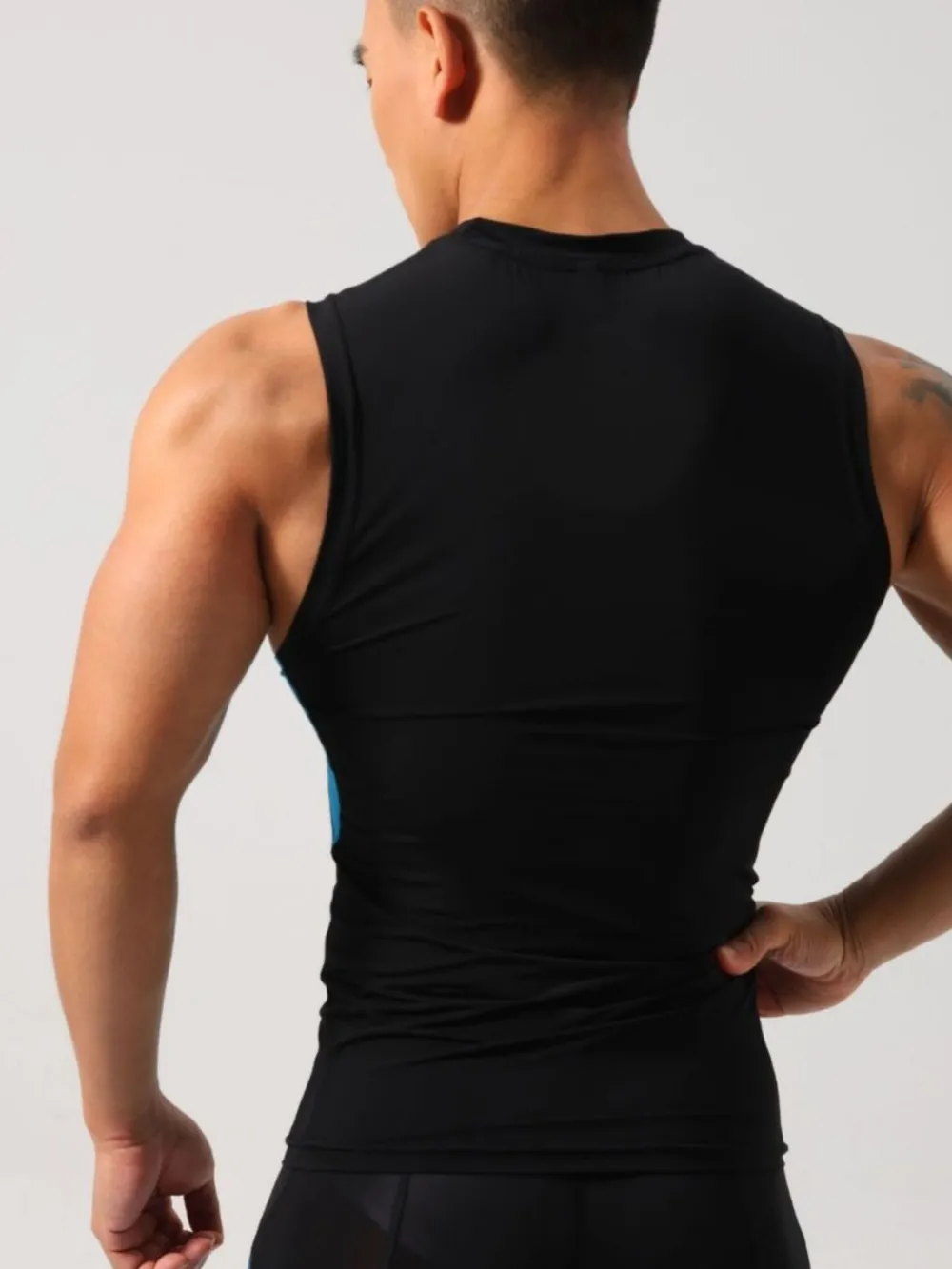 Men's Round Neck Tank, image 2