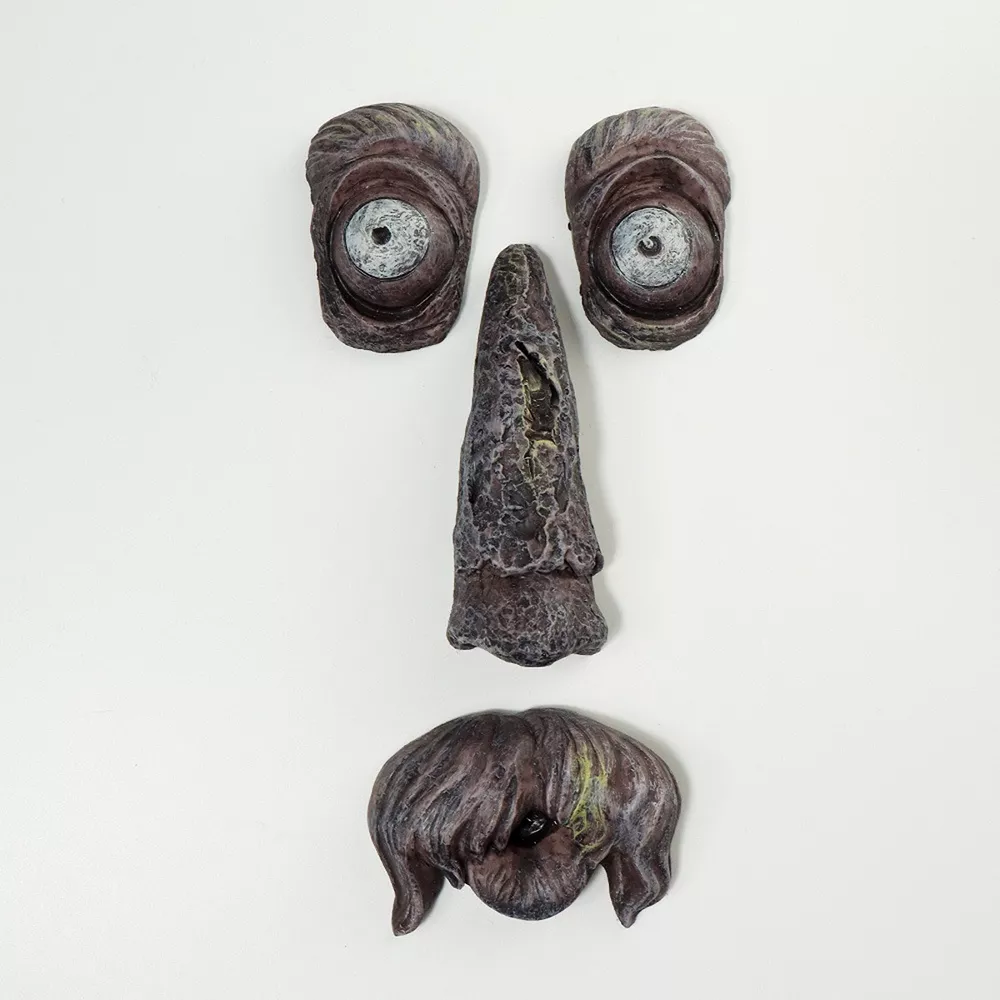 Tree Face Decorative Object with Realistic Wood Texture, image 5