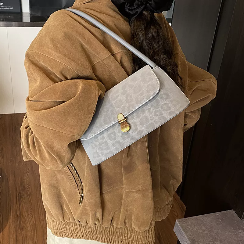 Leopard Print Shoulder Bag, image 9