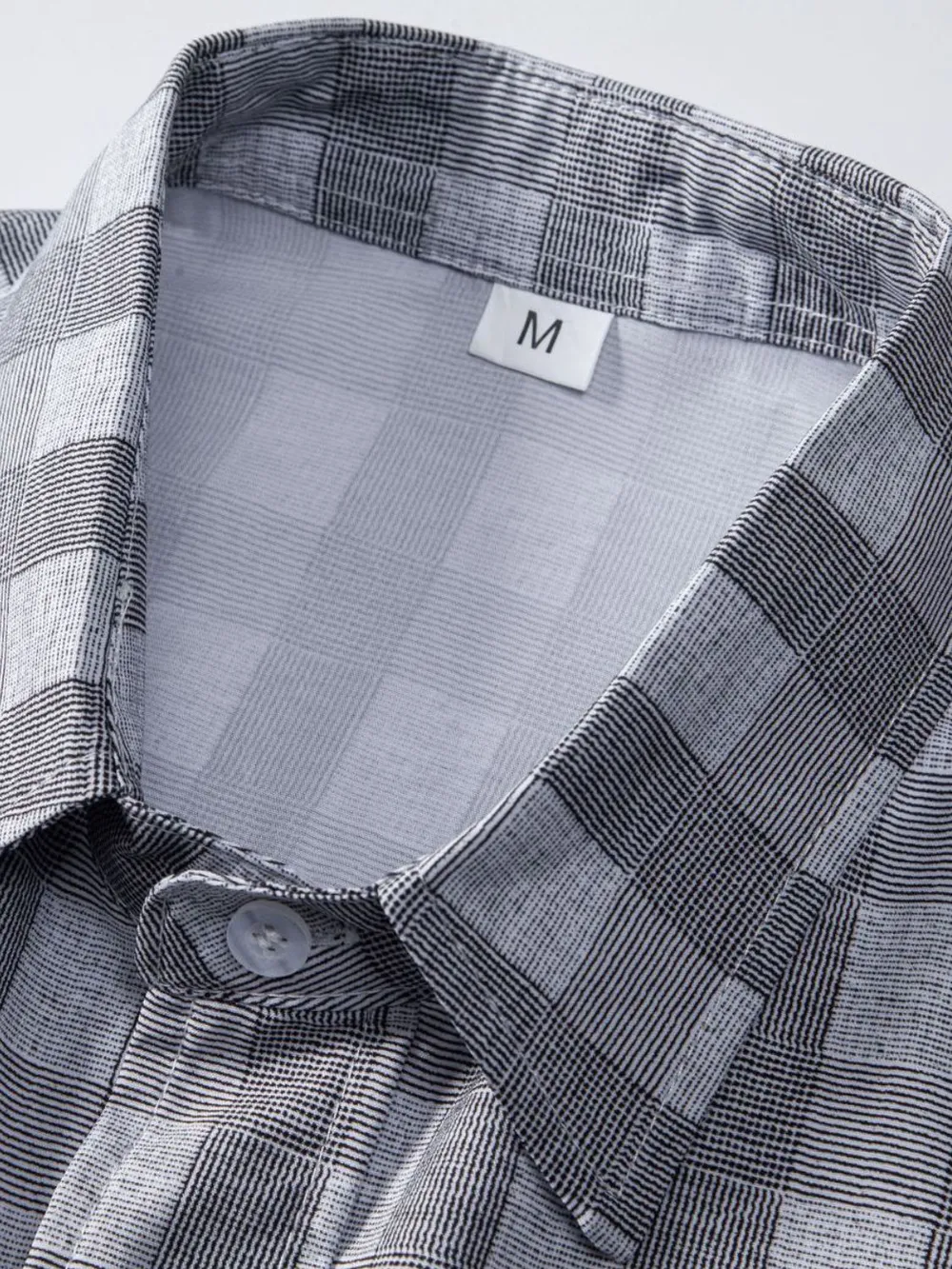 Men's Plus Size Casual Plaid Short Sleeve Button-Down Shirt, image 4