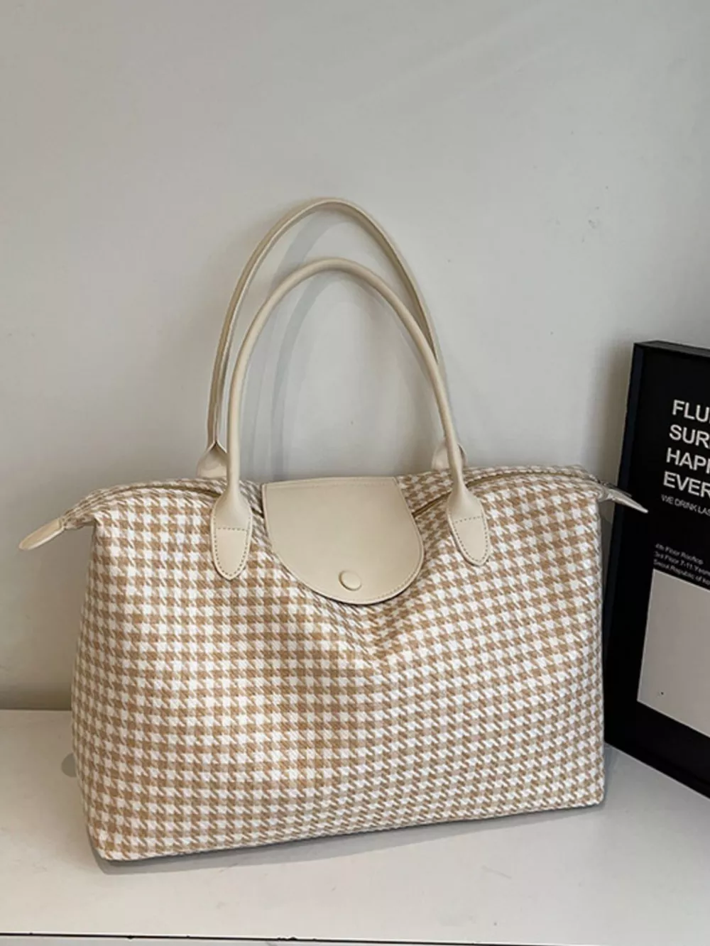 Plaid Pattern Travel Bag, image 5