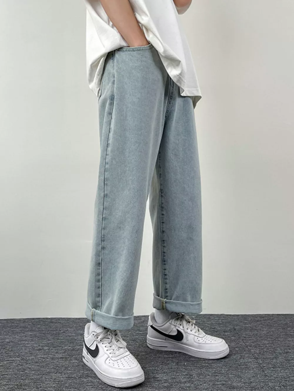 Men's Relaxed Fit Jeans, image 11