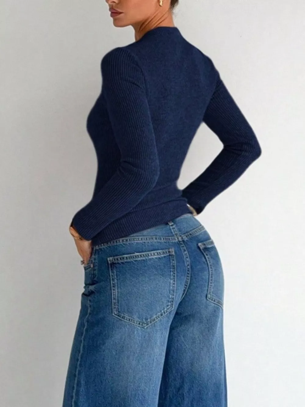 Ribbed Knit Long Sleeve T-Shirt with Metal Ring Cutout Detail, image 11