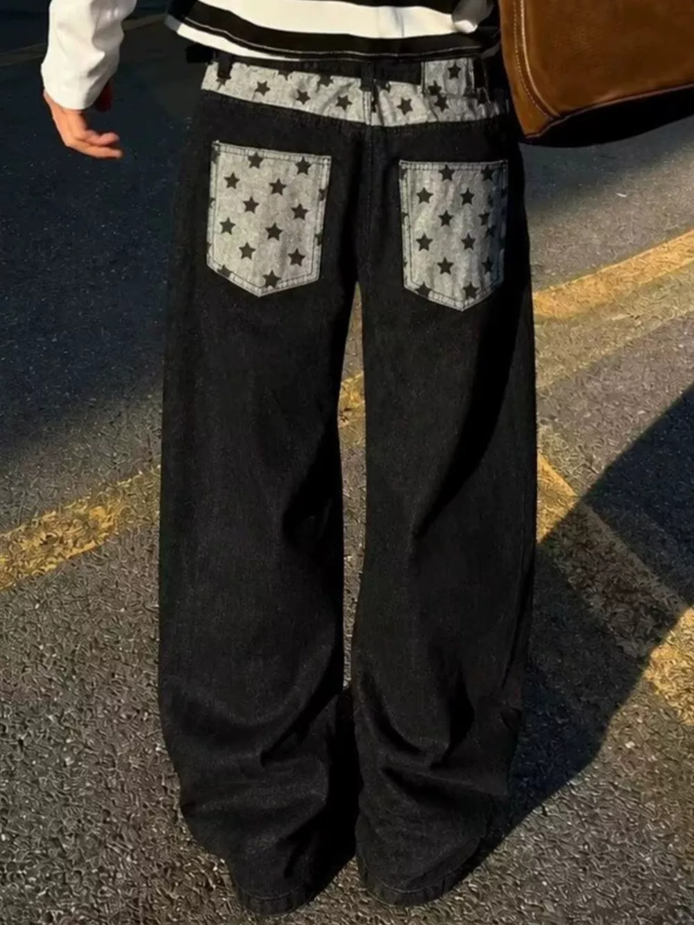 Men's Full Size Star-Patterned Contrast Pocket Wide-Leg Jeans Plus Size, image 2