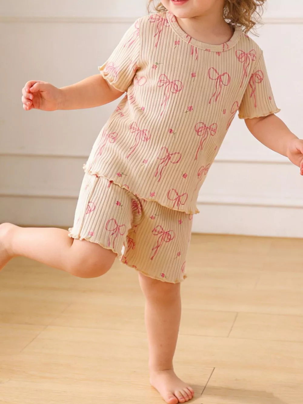 Children's Bow Ribbed Knit Top and Shorts Set, image 2