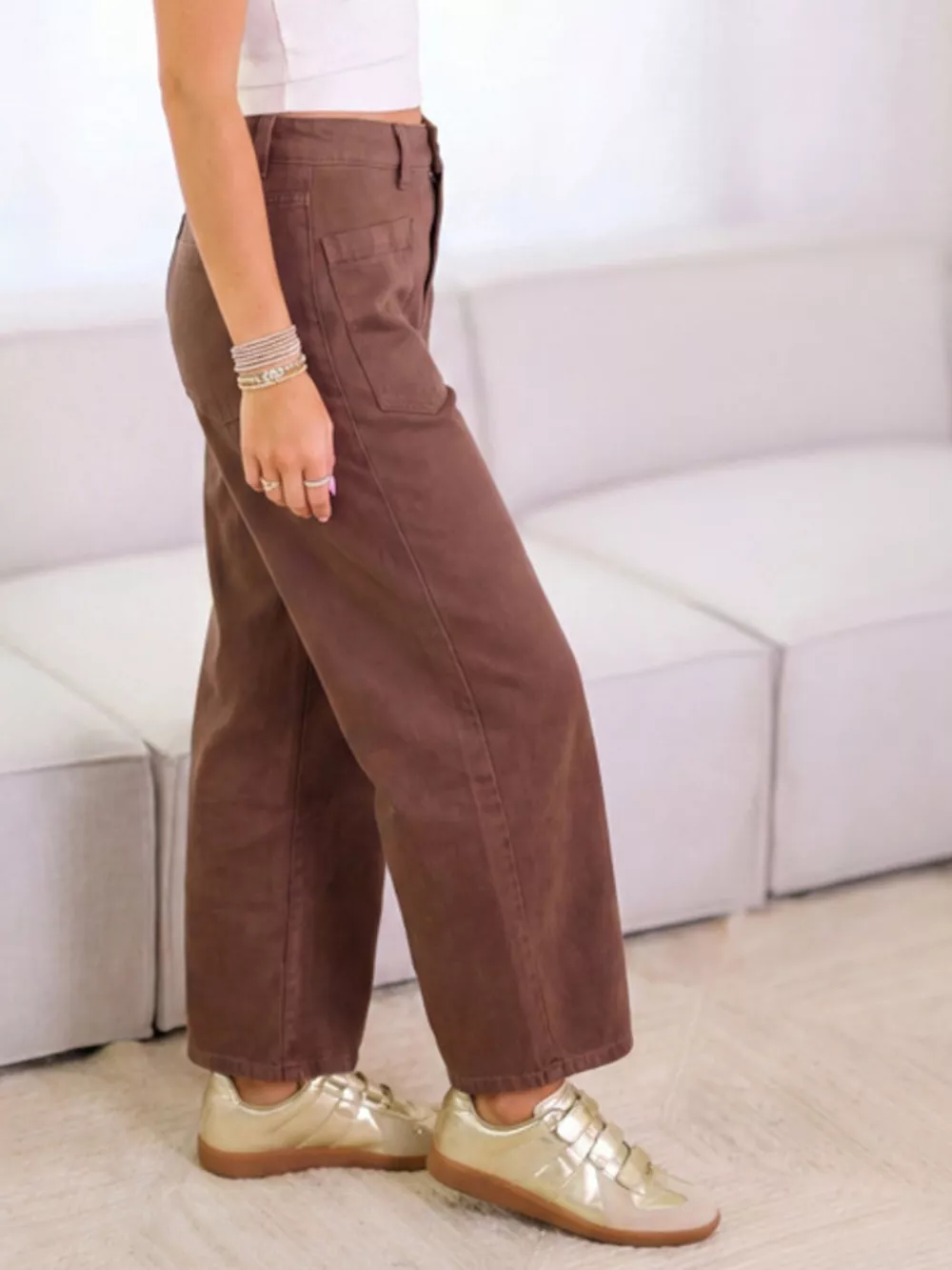 Wide-Leg Jeans with Front Patch Pockets, image 3
