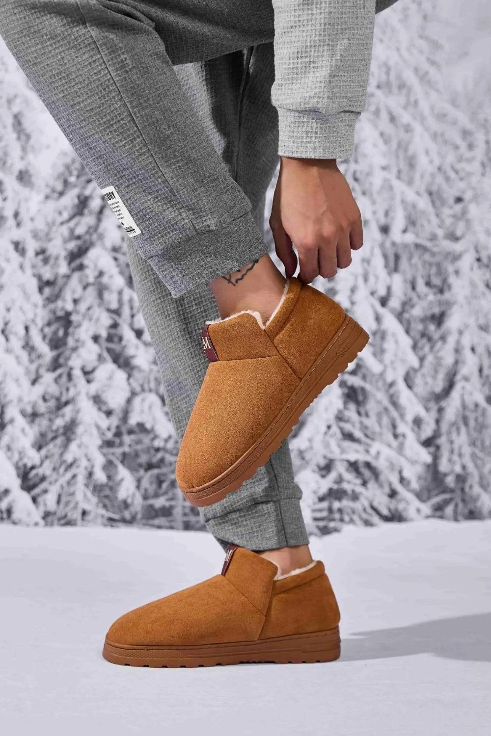Letter M Suede Round Toe Slippers, image 4