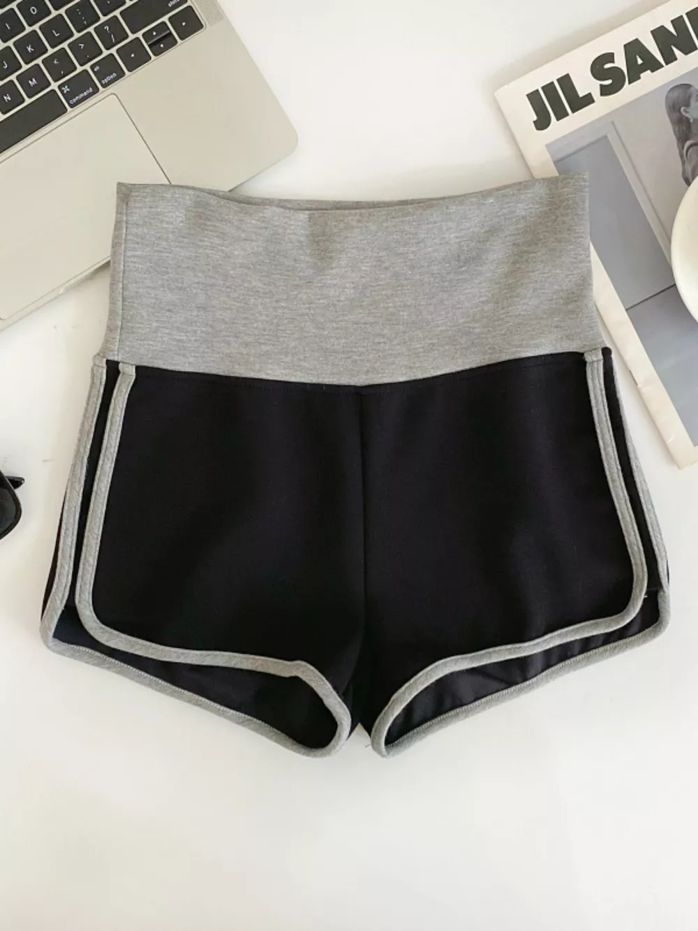 High Waist Contrast Trim Shorts, image 11
