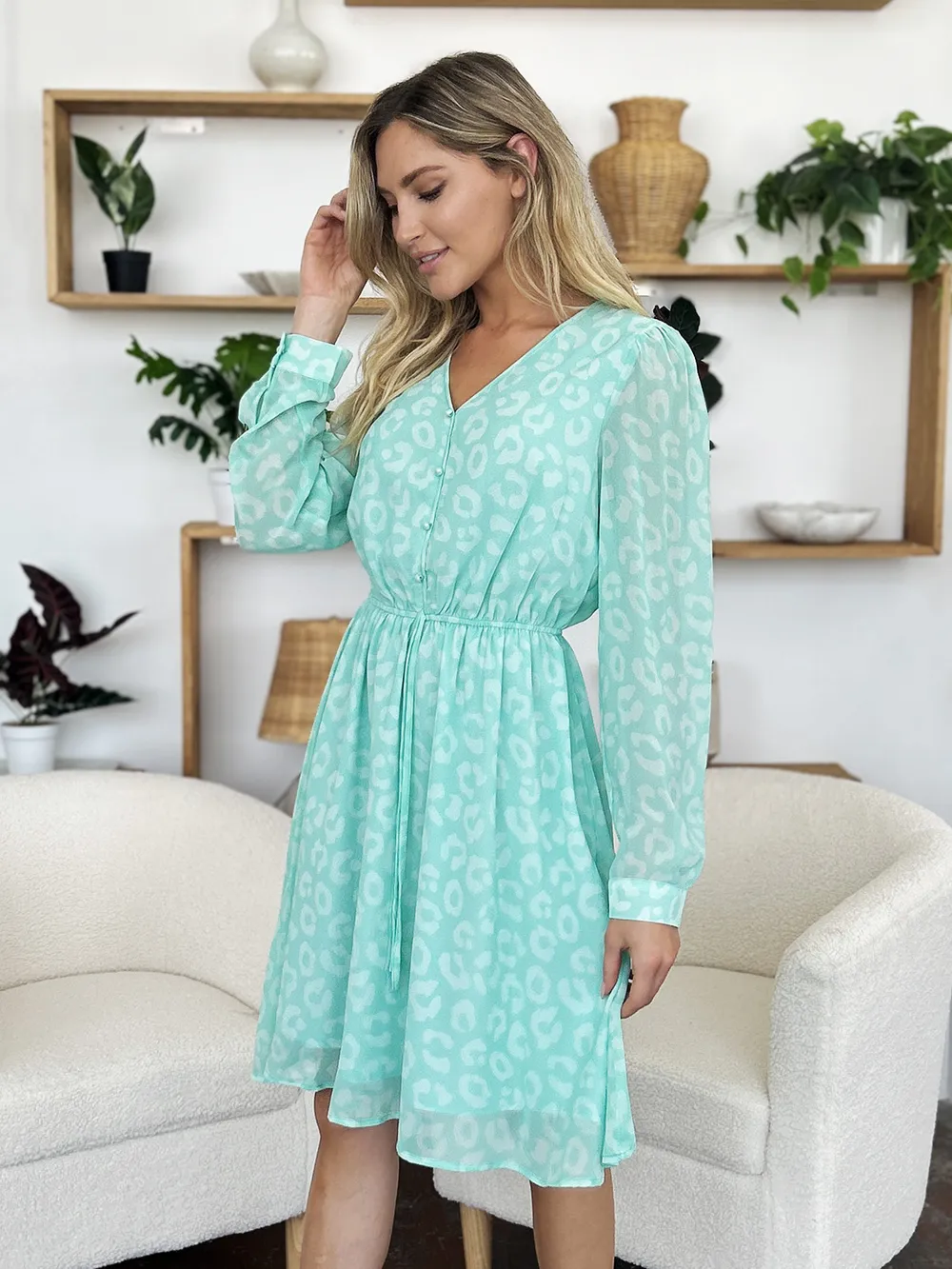 Full Size Printed Ruched V-Neck Long Sleeve Dress, image 21