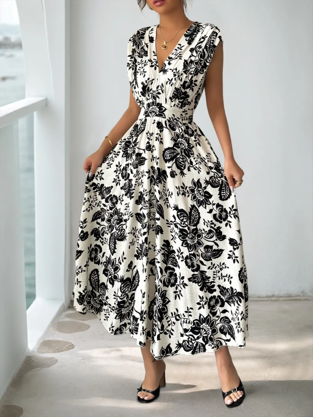 Printed V-Neck Cap Sleeve Dress, image 9