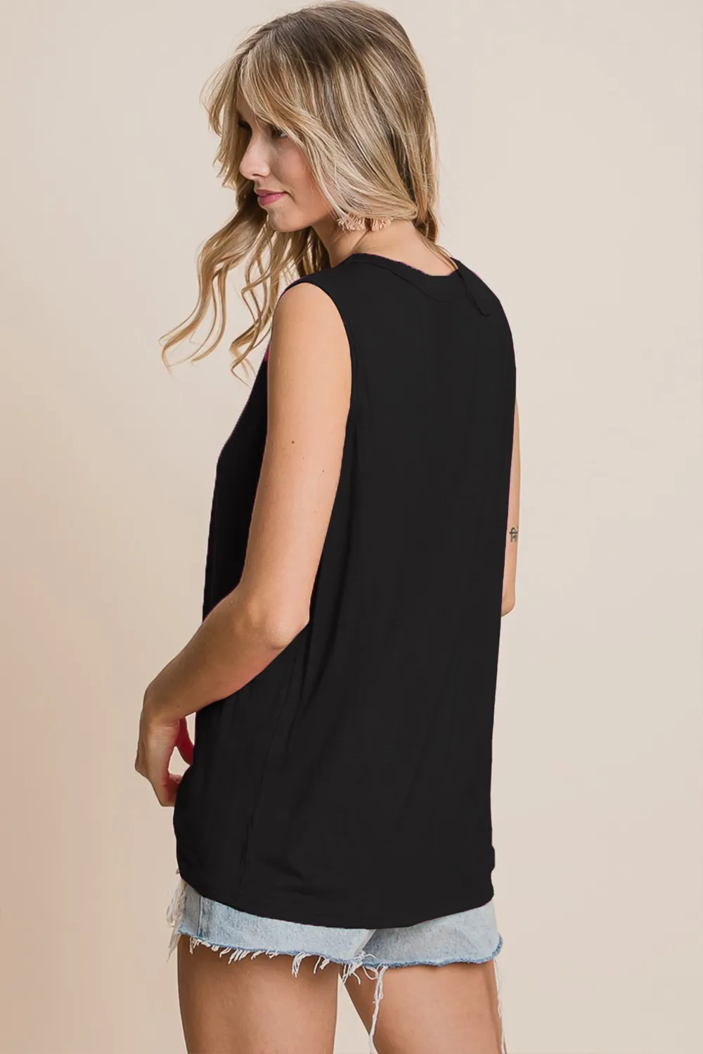 Cutout Round Neck Sleeveless Top, image 2