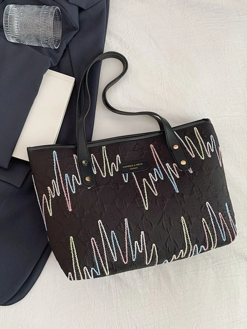 Contrast PU Leather Tote Bag, image 4