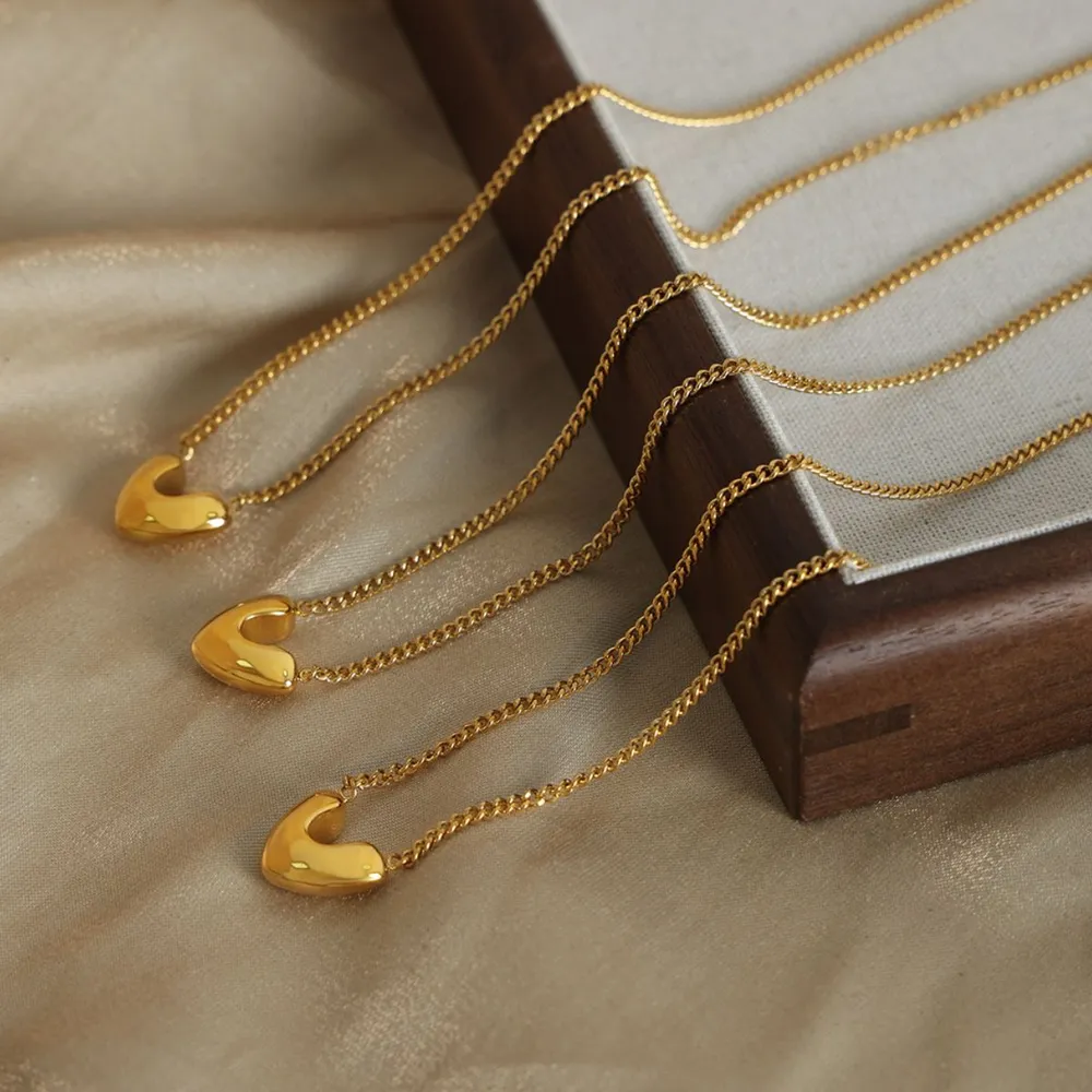 Gold-Plated Heart Pendant Necklace, image 3