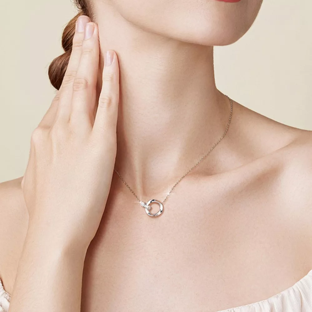 925 Sterling Silver Interlocking Circles Pendant Necklace, image 2