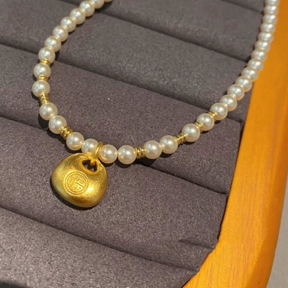 Pearl Necklace with Golden Pendant, image 2