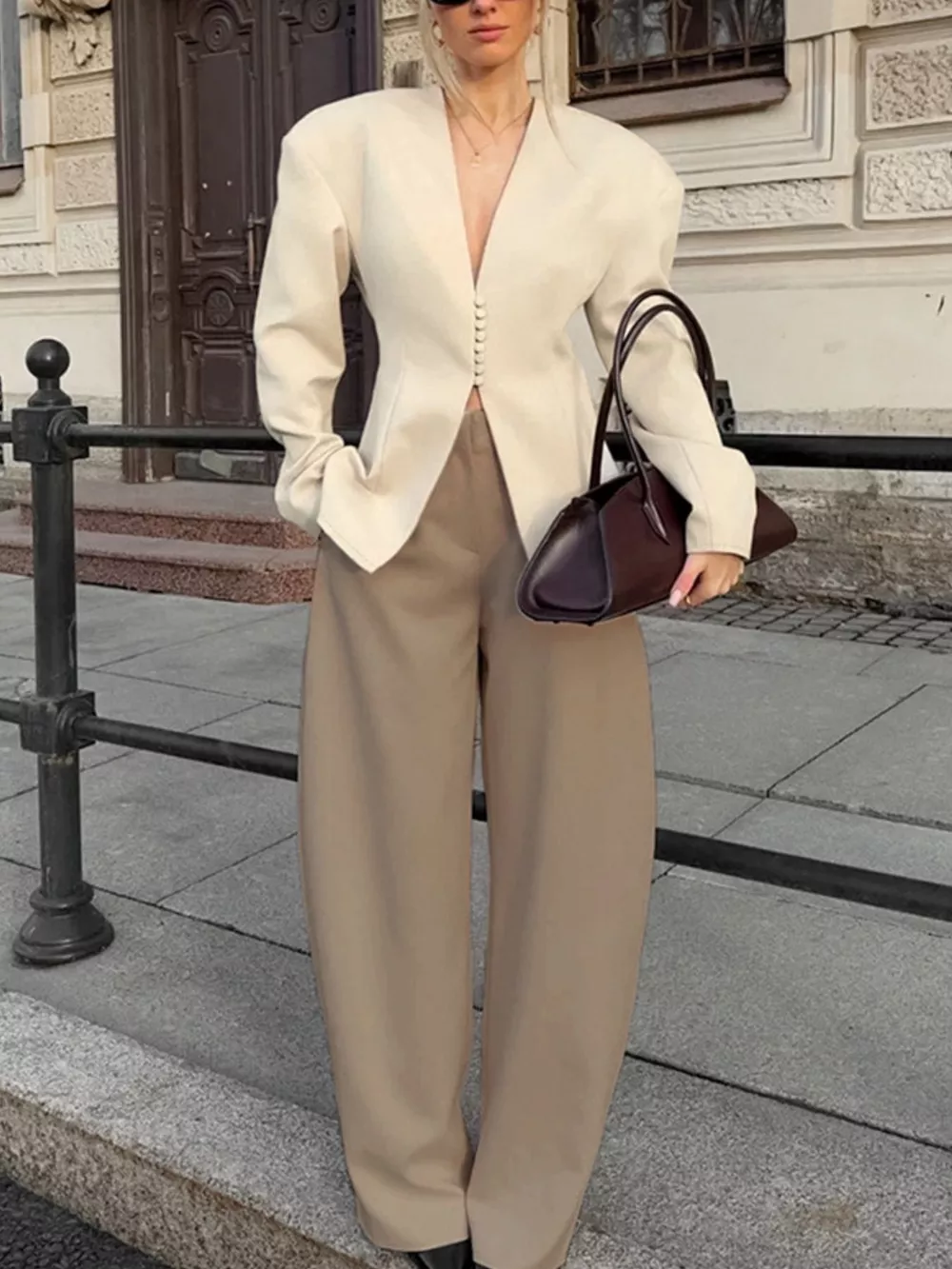 V-Neck Button-Up Blazer with Structured Shoulders, image 3