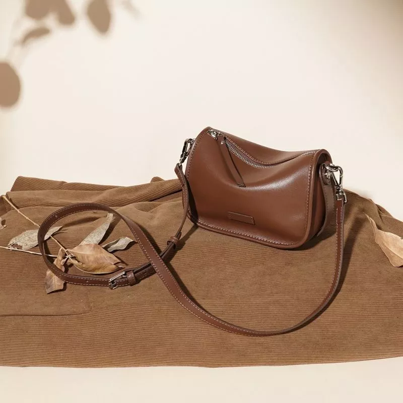 Adjustable Strap Leather Crossbody Bag, image 3
