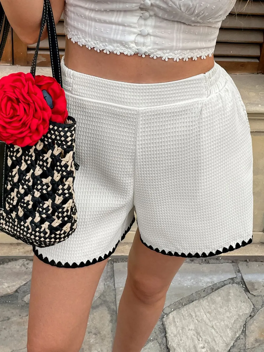 Contrast Trim Shorts with Pockets, image 6