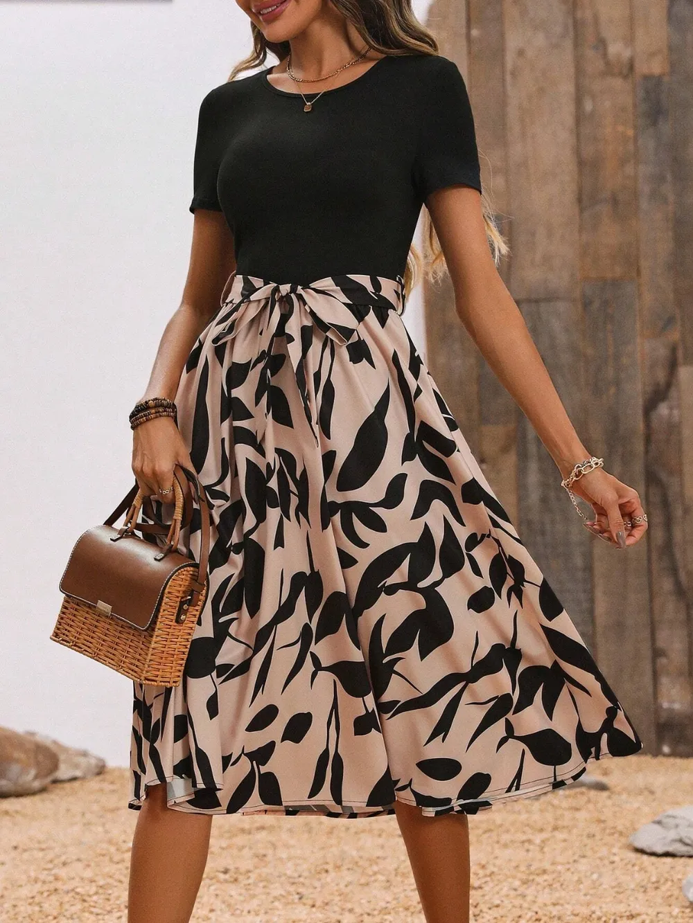 Printed Round Neck Short Sleeve Midi Dress, image 4