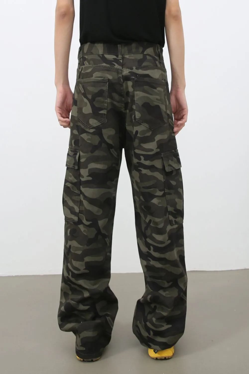 Men's Camouflage Jeans with Pockets