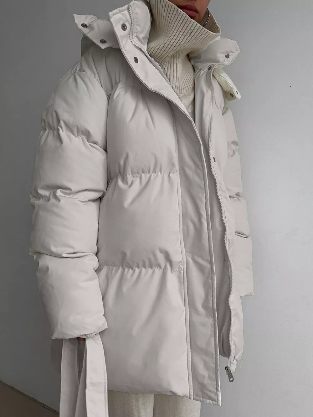 Mid-Length Thickened Hooded Winter Coat with Belted, image 9