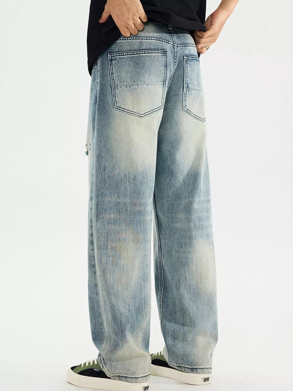 Men's Distressed Vintage Wash Loose Fit Jeans, image 5