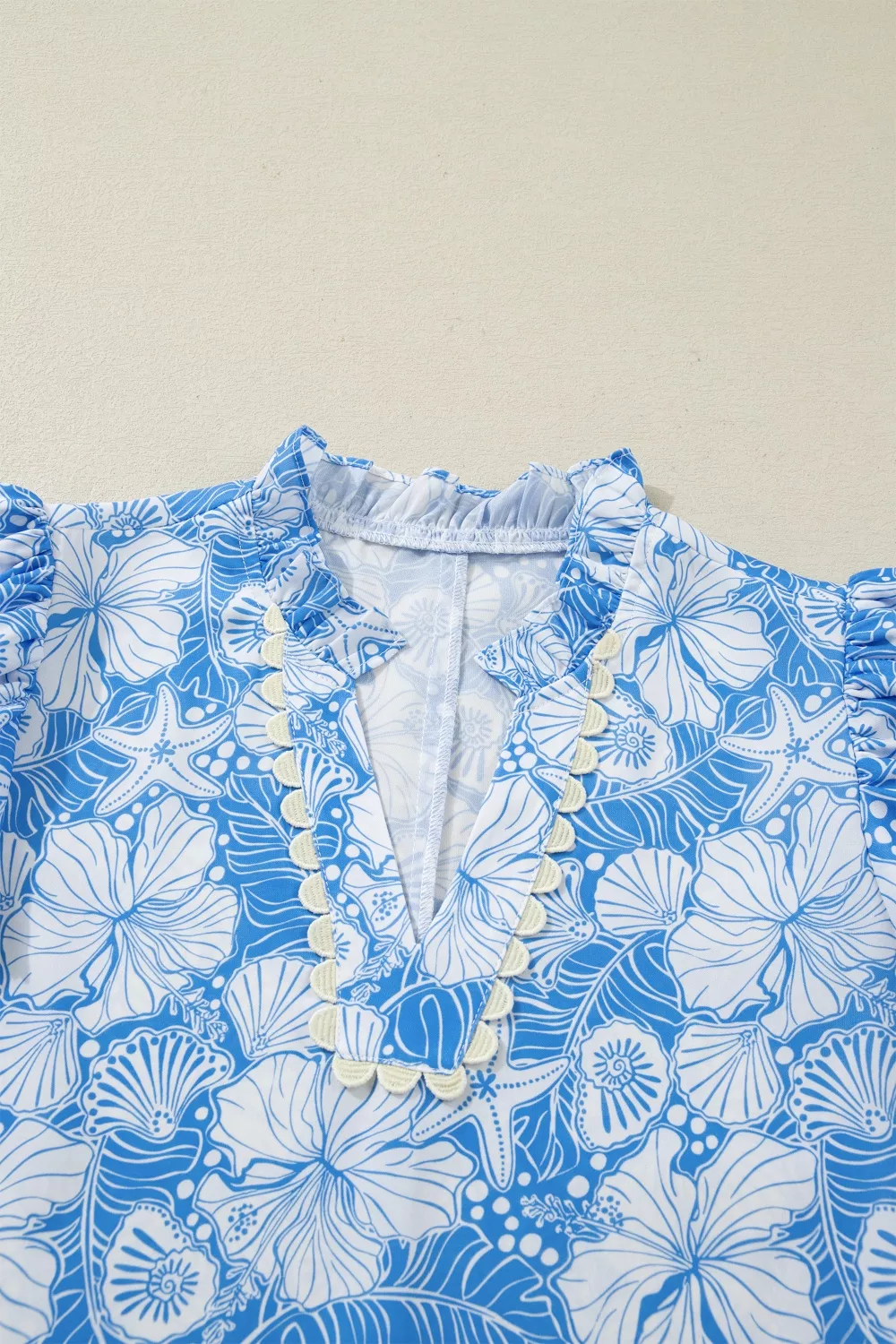 Floral Print Scalloped Trim V Neck Short Sleeve Blouse, image 5