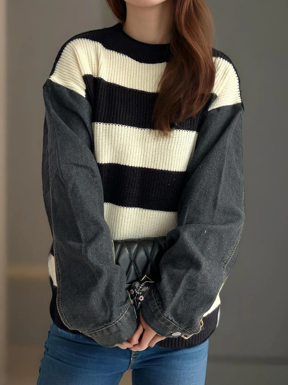 Contrast Round Neck Long Sleeve Sweater, image 2