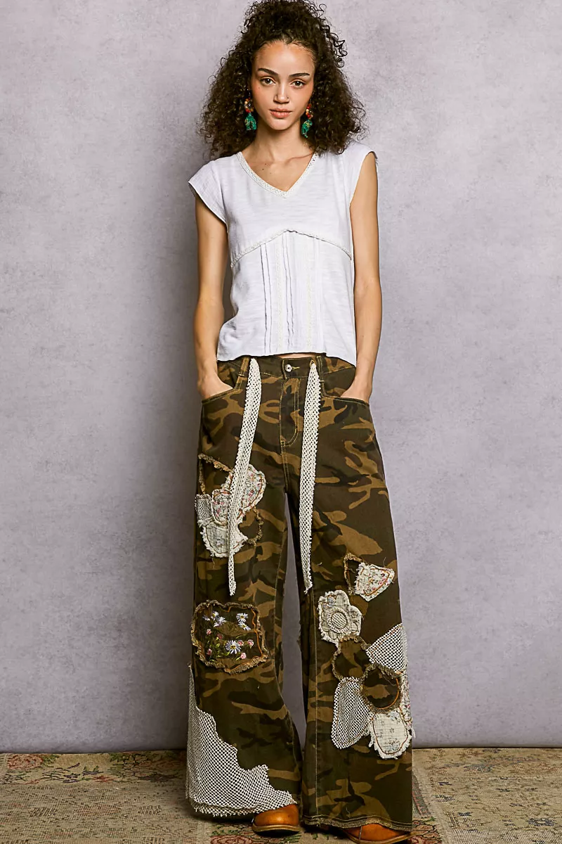 V-Neck Lightweight Textured Short Sleeve Knit Top with Lace Trim, image 11