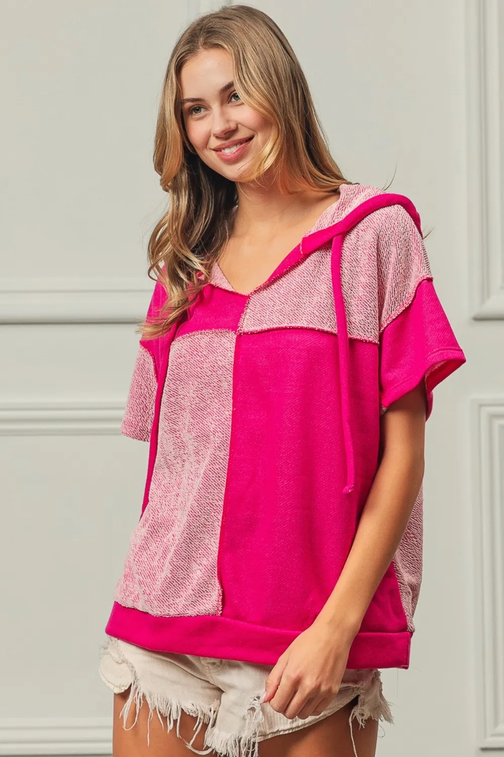 Color Block Exposed Seam Short Sleeve Hooded Top, image 3
