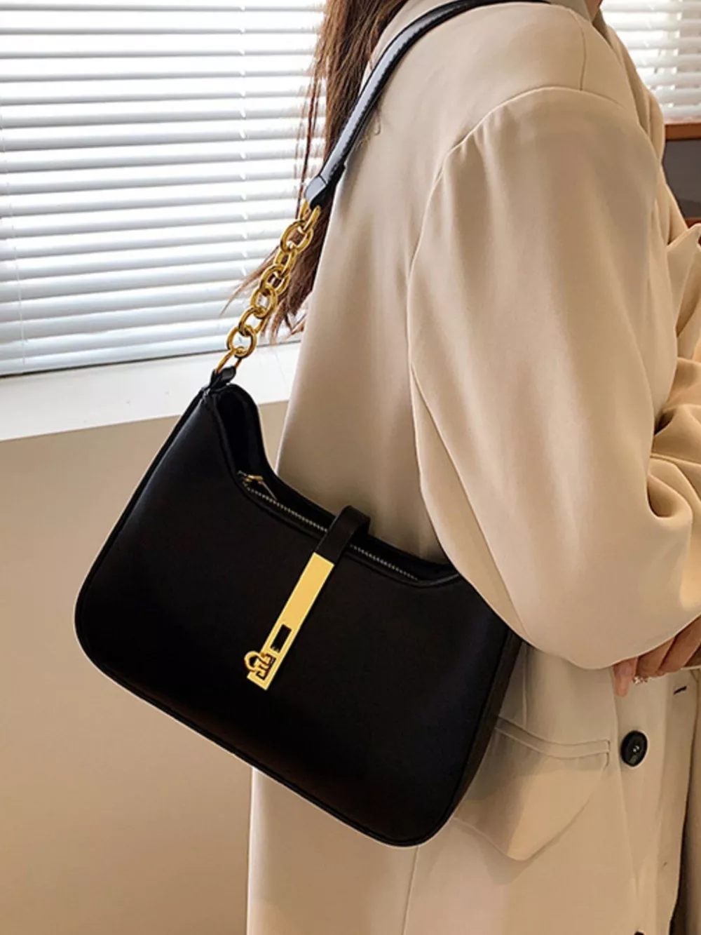 Golden Buckle Shoulder Bag, image 3
