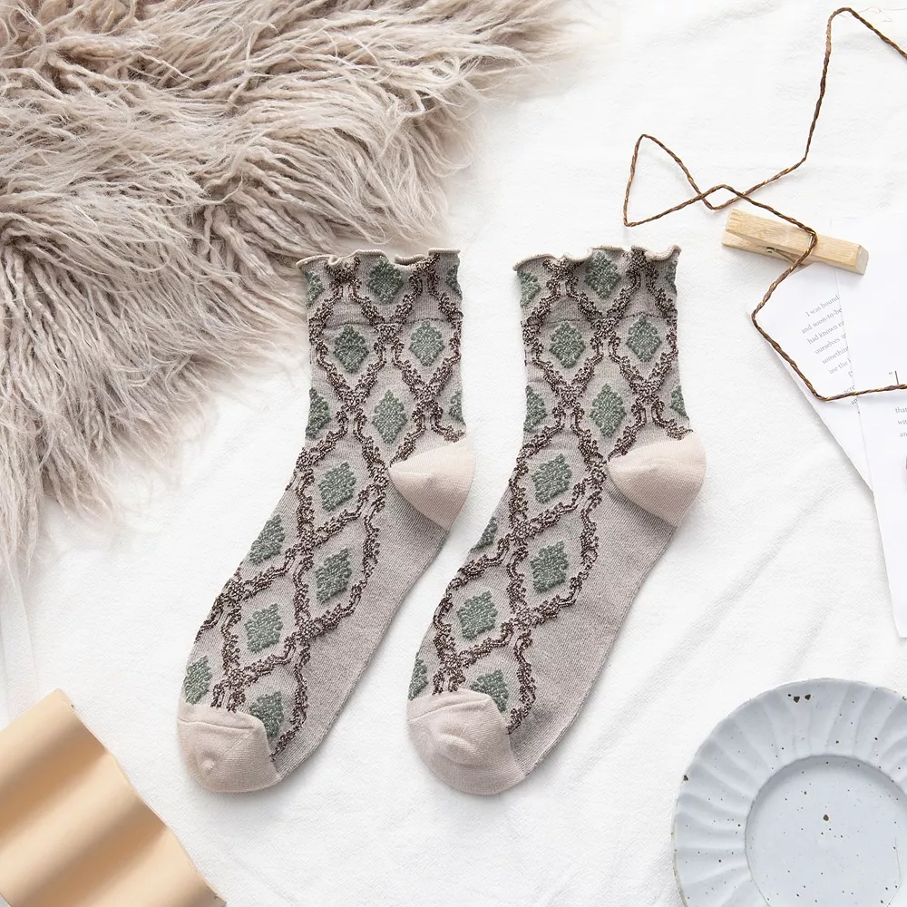 Vintage Argyle Pattern Crew Socks, image 4