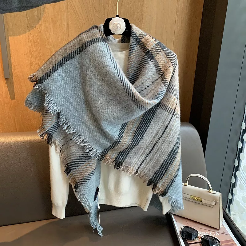 Raw Hem Plaid Scarf, image 4