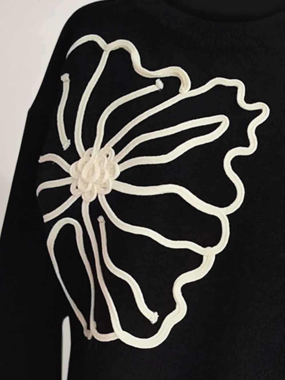 Flower Round Neck Long Sleeve Sweater, image 16