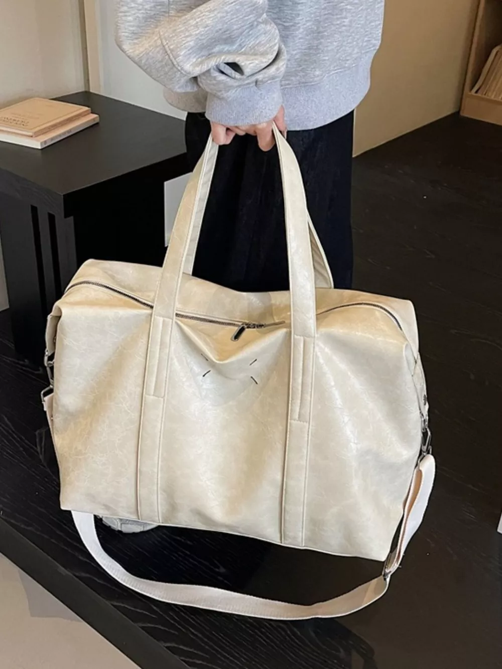 Vintage Style Leather Travel Bag, image 6