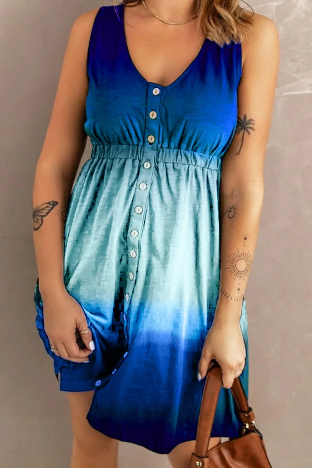 Scoop Neck Buttoned Sleeveless Magic Dress with Pockets, image 2