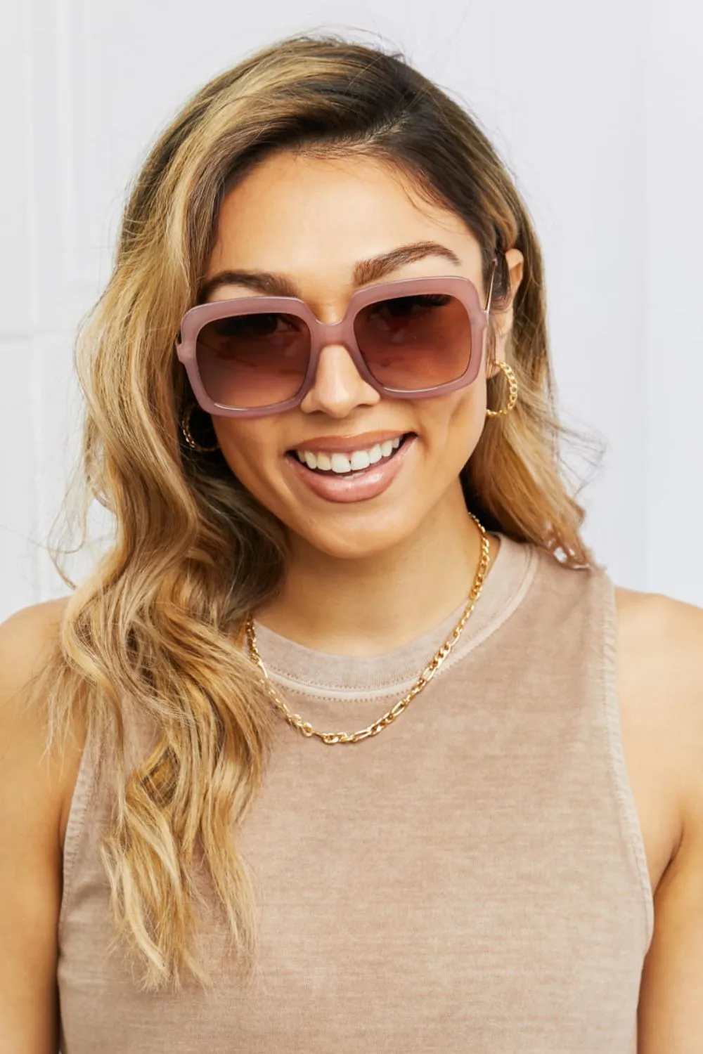 Square Metal-Plastic Hybrid Temple Sunglasses, image 3