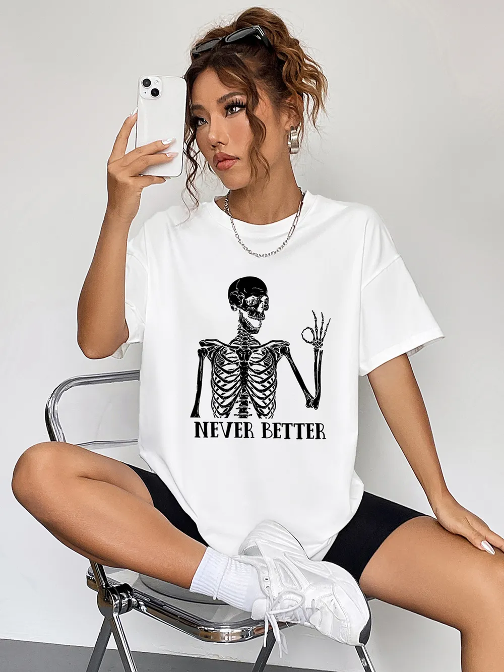 Round Neck Short Sleeve Never Better Graphic T-Shirt, image 2