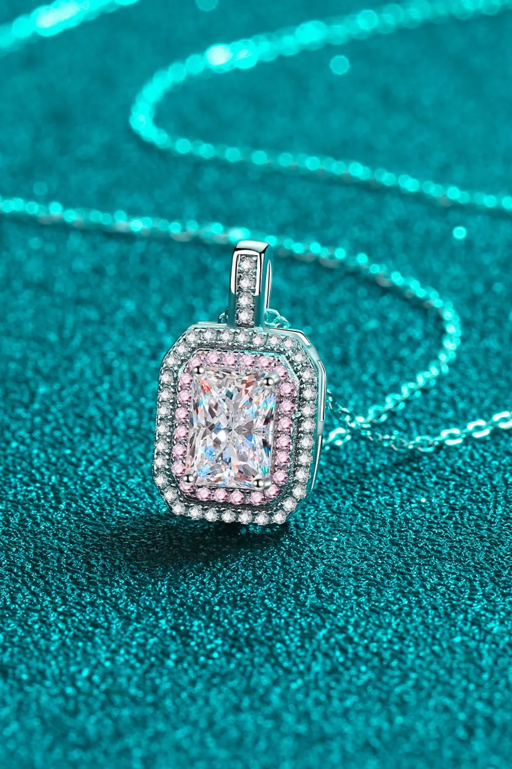 1 Carat Moissanite Geometric Pendant Chain Necklace, image 3